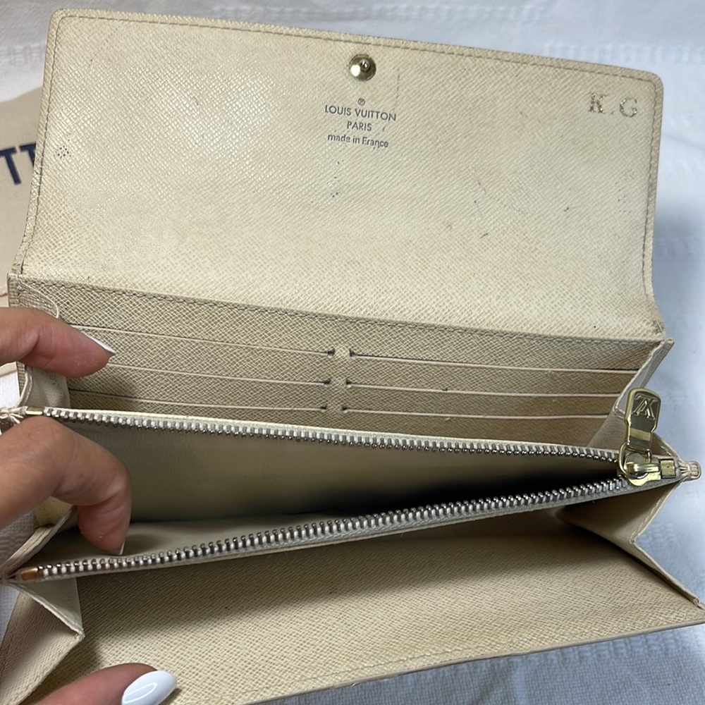 AUTHENTIC LV damier azur wallet (Sarah) - Picture 11 of 12